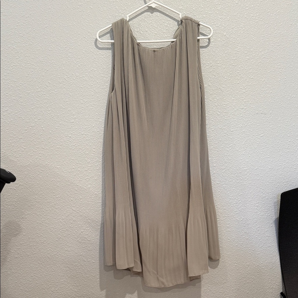H&M Grey Sleeveless Shift Dress